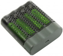 Зарядное устройство GP + Аккумулятор Recyko M451 2600mAh (M451/270AAHCE-2EB4)
